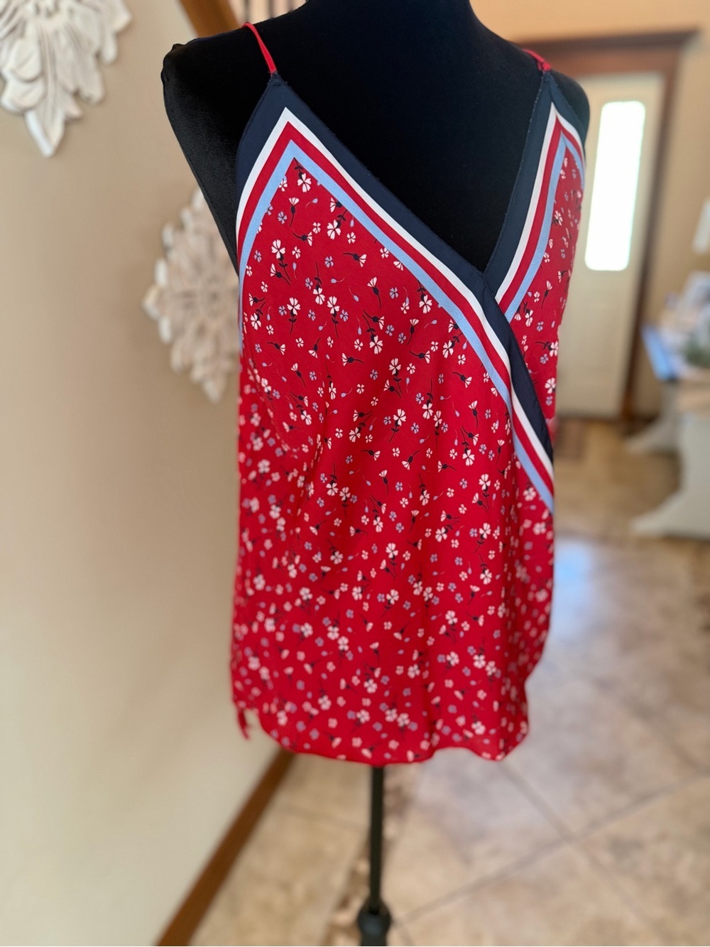 Bailey 44 Floral Cami Tank Top Large Red Wrap Front Sleeveless USA Made